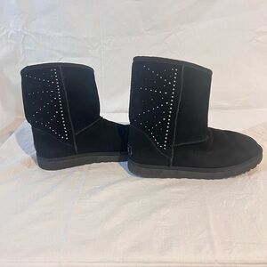 Black Uggs boots Size 9